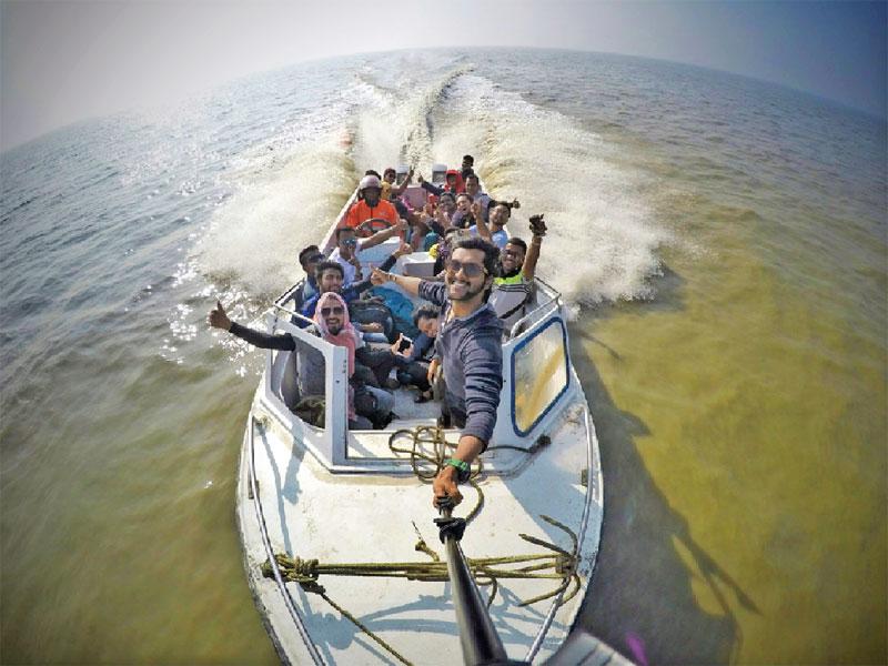 জল সবুজের সন্দ্বীপে